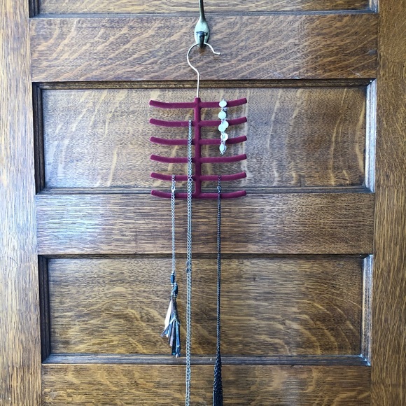 2 velvet jewelry hangers - Picture 4 of 4